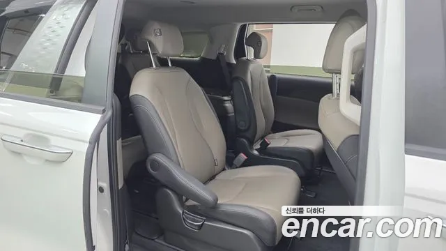 2024 Kia The New Carnival 4th Gen 9-Seater Prestige Sold VIN KNANB81BBRS437860 – front exterior
