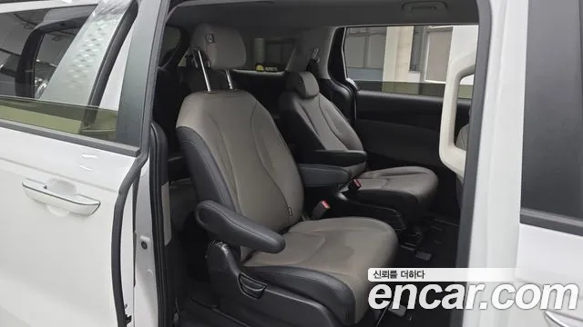 2024 Kia The New Carnival 4th Gen 9-Seater Prestige Sold VIN KNANB81BBRS437998 – photo 14 2024 Kia The New Carnival 4th Gen 9-Seater Prestige Sold VIN KNANB81BBRS437998 – photo 14