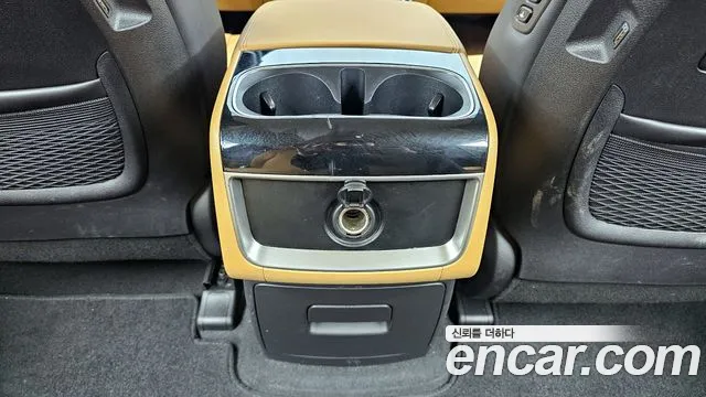 2021 Kia Carnival 4th Gen Gasoline 7-Seater Noblesse Sold VIN KNANC813BMS025752 – rear exterior 2021 Kia Carnival 4th Gen Gasoline 7-Seater Noblesse Sold VIN KNANC813BMS025752 – rear exterior