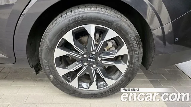 2023 Kia Carnival 4Generation Gasoline 7-Seater Noblesse Sold VIN KNANC813BPS203588 – trunk area