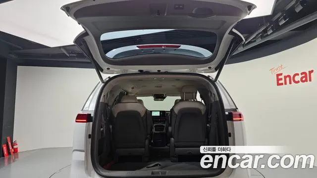 2023 Kia Carnival 4Generation Gasoline 9-Seater Noblesse Sold VIN KNANC813BPS274711 – trunk area