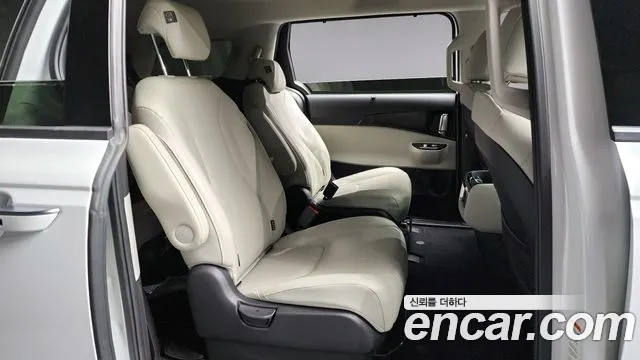 2023 Kia Carnival 4Generation Gasoline 9-Seater Noblesse Sold VIN KNANC813BPS312176 – trunk area