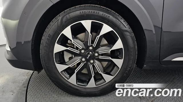 2023 Kia Carnival 4th Gen Gasoline 7-Seater Noblesse Sold VIN KNANC813BPS332628 – photo 14 2023 Kia Carnival 4th Gen Gasoline 7-Seater Noblesse Sold VIN KNANC813BPS332628 – photo 14