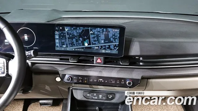 2024 Kia The New Carnival 4th Gen HEV 9seater Nobless Sold VIN KNANC81ABRS008198 – dashboard