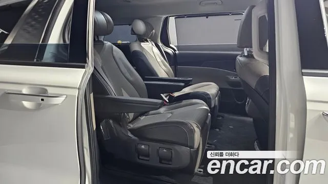 2025 Kia The New Carnival 4th Gen HEV 7seater Nobless Sold VIN KNANC81ABSS017603 – odometer reading