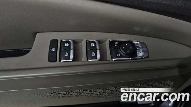 2026 Kia The New Carnival 4th Gen HEV 9seater Nobless Sold VIN KNANC81ABTS150171 – dashboard