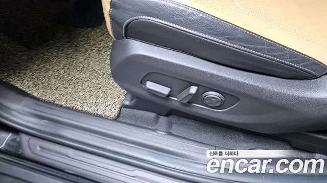 2021 Kia Carnival 4th Gen 7-Seater Noblesse Sold VIN KNANC81BBMS031946 – trunk area