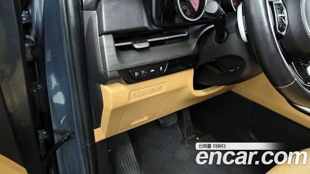 2021 Kia Carnival 4generation 9-Seater Noblesse Sold VIN KNANC81BBMS034288 – front exterior