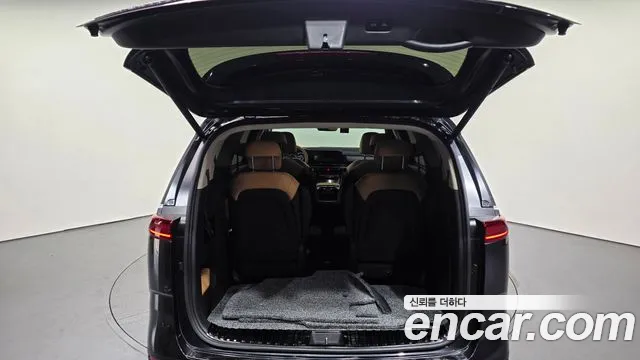 2021 Kia Carnival 4th Gen 9-Seater Noblesse Sold VIN KNANC81BBMS040770 – trunk area 2021 Kia Carnival 4th Gen 9-Seater Noblesse Sold VIN KNANC81BBMS040770 – trunk area