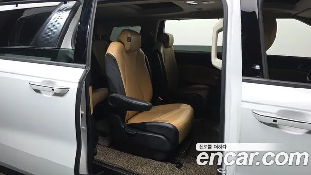 2021 Kia Carnival 4generation 9-Seater Noblesse Sold VIN KNANC81BBMS080329 – front exterior