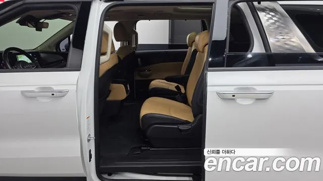 2022 Kia Carnival 4th Gen 9-Seater Noblesse Sold VIN KNANC81BBNS170025 – exterior detail