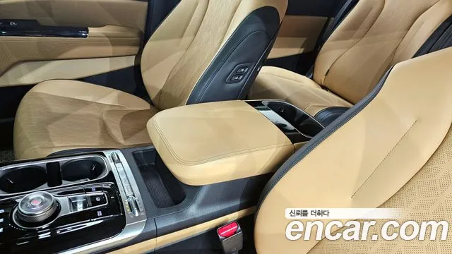2022 Kia Carnival 4th Gen 9-Seater Noblesse Sold VIN KNANC81BBNS189168 – exterior detail 2022 Kia Carnival 4th Gen 9-Seater Noblesse Sold VIN KNANC81BBNS189168 – exterior detail