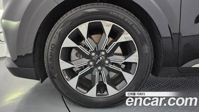 2023 Kia Carnival 4Generation 9-Seater Noblesse Sold VIN KNANC81BBPS242300 – engine bay