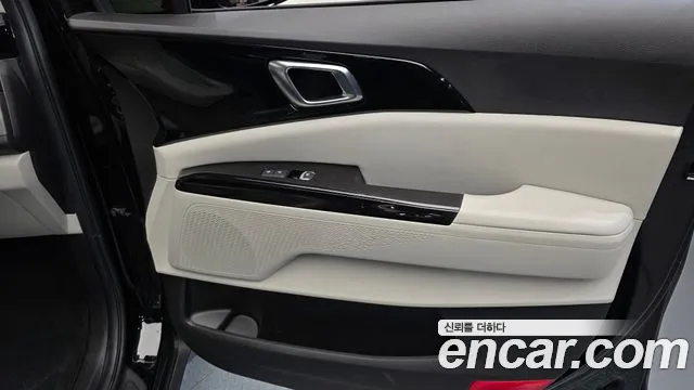 2023 Kia Carnival 4Generation 9-Seater Noblesse Sold VIN KNANC81BBPS273646 – rear exterior