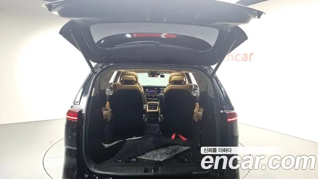 2023 Kia Carnival 4th Gen 7-Seater Noblesse Sold VIN KNANC81BBPS289046 – interior seats