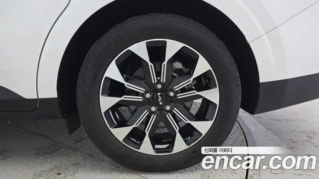 2023 Kia Carnival 4Generation 9-Seater Noblesse Sold VIN KNANC81BBPS302171 – photo 18 2023 Kia Carnival 4Generation 9-Seater Noblesse Sold VIN KNANC81BBPS302171 – photo 18