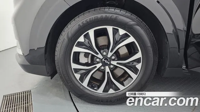 2023 Kia Carnival 4Generation 9-Seater Noblesse Sold VIN KNANC81BBPS323147 – undercarriage