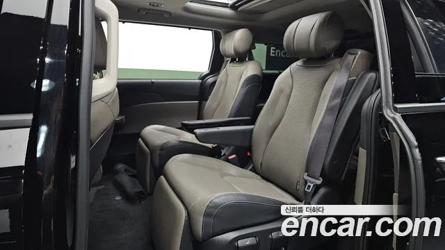 2025 Kia The New Carnival 4th Gen 7-Seater Noblesse Sold VIN KNANC81BBSS472853 – odometer reading