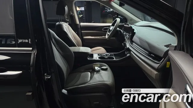 2025 Kia The New Carnival 4th Gen 7-Seater Noblesse Sold VIN KNANC81BBSS556189 – trunk area