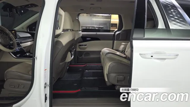 2021 Kia Carnival 4Generation Gasoline 7-Seater Signature Sold VIN KNANE813BMS050055 – trunk area