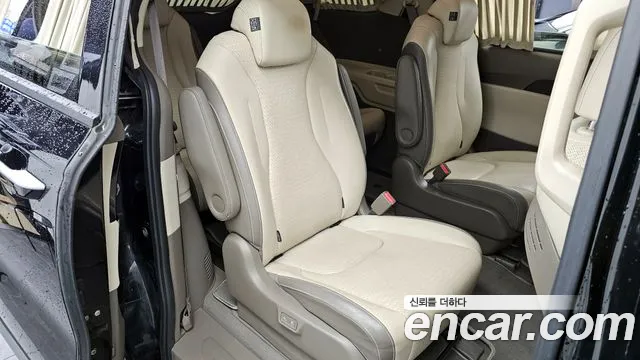 2021 Kia Carnival 4th Gen Gasoline 9-Seater Hi-Limousine Sold VIN KNANE813BMS086681 – side profile