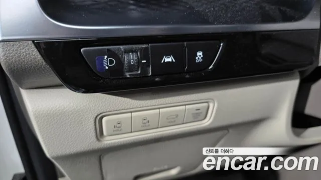 2021 Kia Carnival 4th Gen Gasoline 9-Seater Hi-Limousine Sold VIN KNANE813BMS104209 – undercarriage