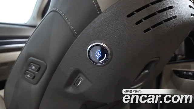 2021 Kia Carnival 4th Gen Gasoline 7-Seater Hi-Limousine Sold VIN KNANE813BMS119623 – interior seats