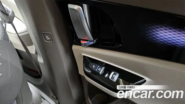 2022 Kia Carnival 4Generation Gasoline 7-Seater Hi-Limousine Sold VIN KNANE813BNS155754 – interior seats