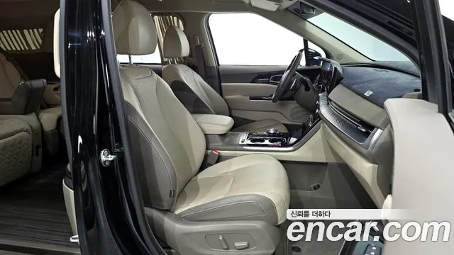 2022 Kia Carnival 4generation Gasoline 4-Seater Hi-Limousine Sold VIN KNANE813BNS156075 – front exterior
