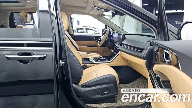 2022 Kia Carnival 4th Gen Gasoline 9-Seater Signature Sold VIN KNANE813BNS182771 – interior seats 2022 Kia Carnival 4th Gen Gasoline 9-Seater Signature Sold VIN KNANE813BNS182771 – interior seats