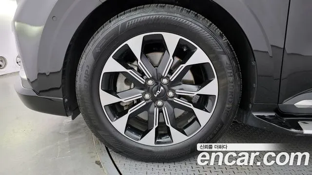 2022 Kia Carnival 4th Gen Gasoline 7-Seater Hi-Limousine Sold VIN KNANE813BNS184890 – side profile