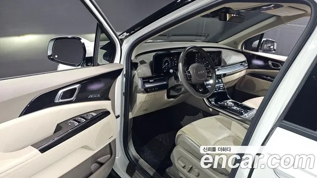 2022 Kia Carnival 4Generation Gasoline 7-Seater Hi-Limousine Sold VIN KNANE813BNS184896 – exterior detail