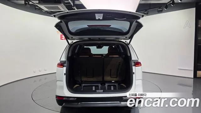 2023 Kia Carnival 4th Gen Gasoline 7-Seater Signature Sold VIN KNANE813BPS218221 – trunk area 2023 Kia Carnival 4th Gen Gasoline 7-Seater Signature Sold VIN KNANE813BPS218221 – trunk area