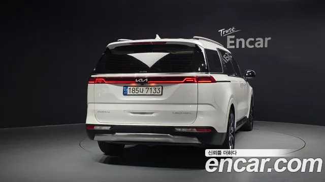 2023 Kia Carnival 4Generation Gasoline 7-Seater Signature Sold VIN KNANE813BPS244472 – rear exterior