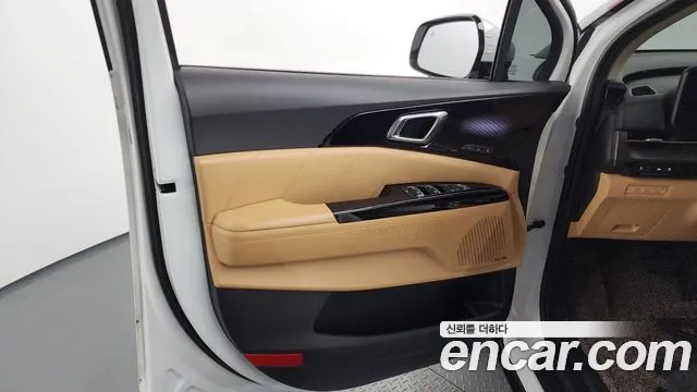 2023 Kia Carnival 4th Gen Gasoline 7-Seater Signature Sold VIN KNANE813BPS245255 – rear exterior 2023 Kia Carnival 4th Gen Gasoline 7-Seater Signature Sold VIN KNANE813BPS245255 – rear exterior