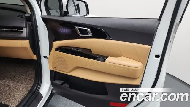 2023 Kia Carnival 4th Gen Gasoline 7-Seater Signature Sold VIN KNANE813BPS245255 – photo 16 2023 Kia Carnival 4th Gen Gasoline 7-Seater Signature Sold VIN KNANE813BPS245255 – photo 16