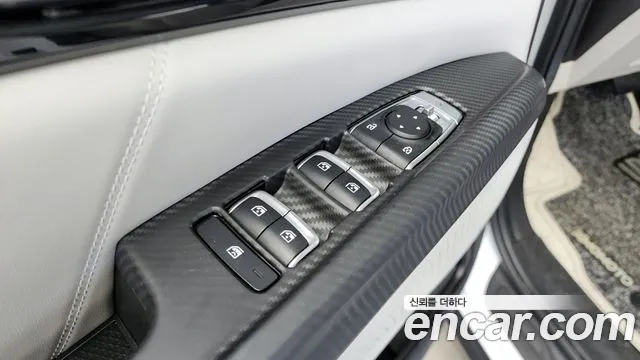 2023 Kia Carnival 4Generation Gasoline 7-Seater Signature Sold VIN KNANE813BPS246772 – photo 17