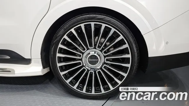 2023 Kia Carnival 4th Gen Gasoline 7-Seater Signature Sold VIN KNANE813BPS295594 – exterior detail 2023 Kia Carnival 4th Gen Gasoline 7-Seater Signature Sold VIN KNANE813BPS295594 – exterior detail