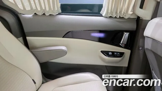 2023 Kia Carnival 4Generation Gasoline 9-Seater Hi-Limousine Sold VIN KNANE813BPS318124 – photo 19