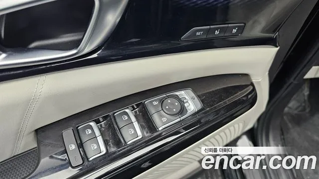 2023 Kia Carnival 4Generation Gasoline 7-Seater Signature Sold VIN KNANE813BPS347623 – trunk area