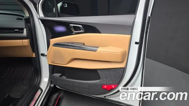 2023 Kia Carnival 4th Gen Gasoline 7-Seater Signature Sold VIN KNANE813BPS351355 – exterior detail