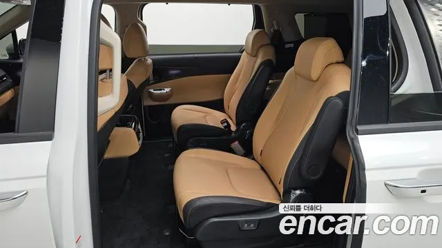 2023 Kia Carnival 4th Gen Gasoline 9-Seater Signature Sold VIN KNANE813BPS384826 – side profile