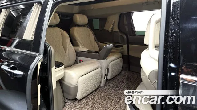 2025 Kia The New Carnival 4th Gen Gasoline 4-Seater Hi Limousine Sold VIN KNANE813BSS455296 – front exterior