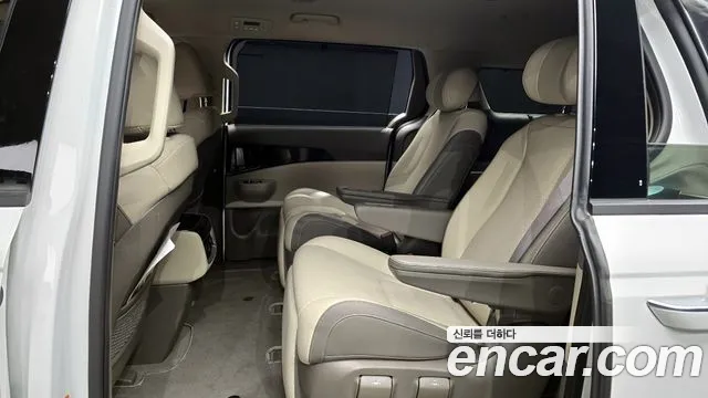 2025 Kia The New Carnival 4th Gen Gasoline 7-Seater Signature Sold VIN KNANE813BSS467182 – photo 32
