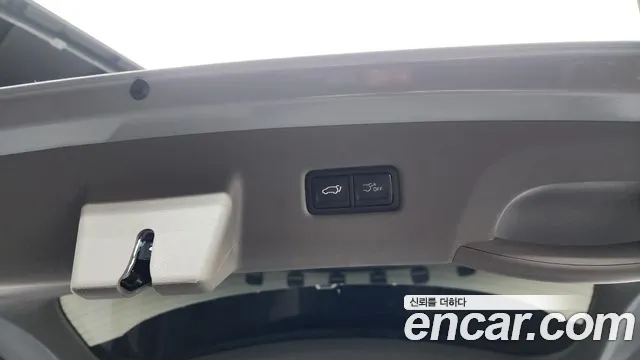 2025 Kia The New Carnival 4th Gen Gasoline 9-Seater Gravity Sold VIN KNANE813BSS501030 – photo 33