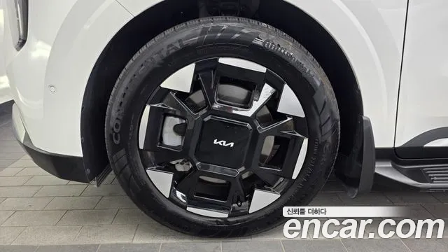 2025 Kia The New Carnival 4th Gen Gasoline 9-Seater Signature Sold VIN KNANE813BSS536431 – photo 22