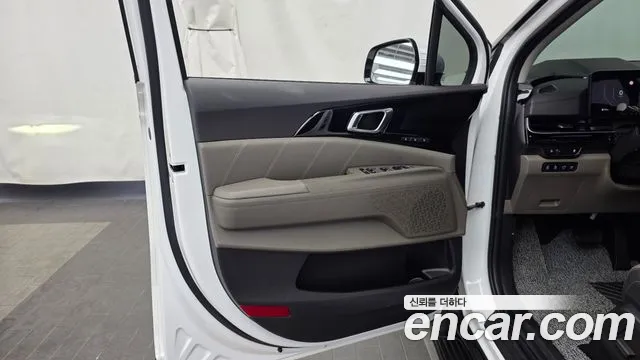 2025 Kia The New Carnival 4th Gen Gasoline 9-Seater Signature Sold VIN KNANE813BSS536431 – photo 36