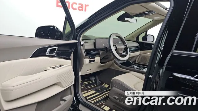 2025 Kia The New Carnival 4th Gen Gasoline 9-Seater Signature Sold VIN KNANE813BSS561506 – front exterior