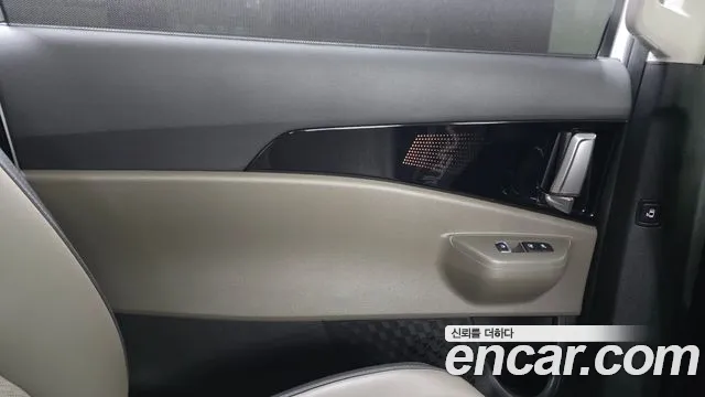 2024 Kia The New Carnival 4th Gen HEV 9seater Signature Sold VIN KNANE81ABRS002228 – exterior detail 2024 Kia The New Carnival 4th Gen HEV 9seater Signature Sold VIN KNANE81ABRS002228 – exterior detail