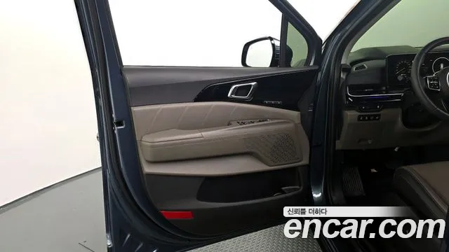 2024 Kia The New Carnival 4th Gen HEV 9seater Signature Sold VIN KNANE81ABRS004706 – engine bay 2024 Kia The New Carnival 4th Gen HEV 9seater Signature Sold VIN KNANE81ABRS004706 – engine bay